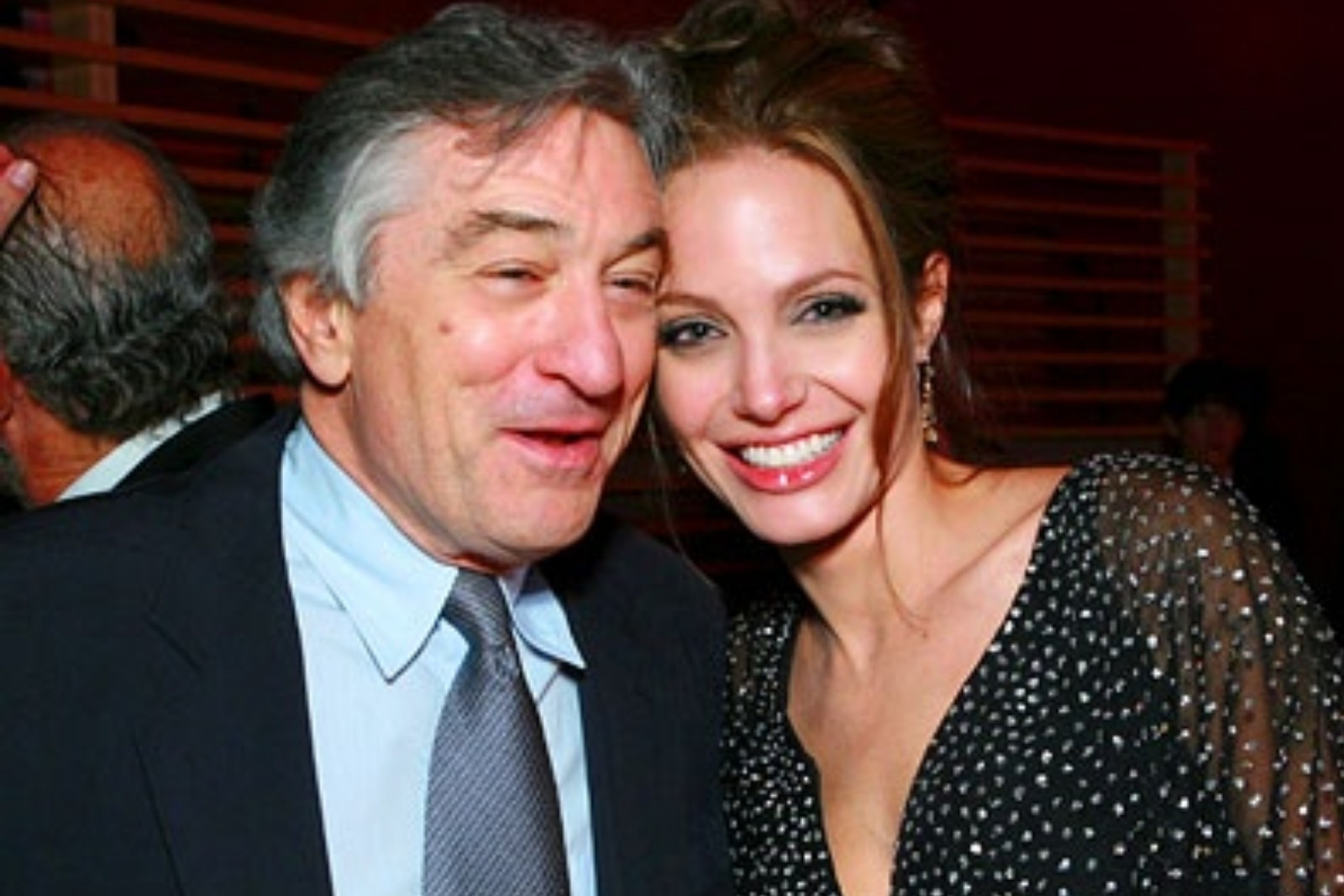 Robert De Niro ve Angelina Jolie’nin kişisel verileri sızdı inceleme başlatıldı