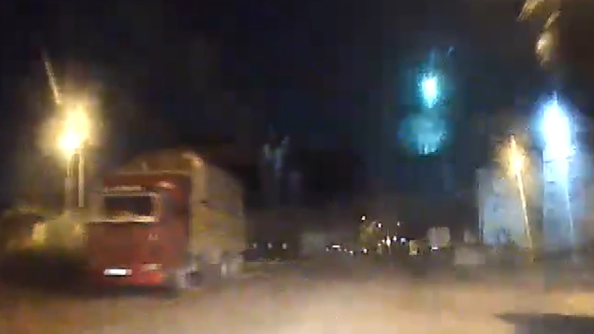 İstanbul’da yaşandı: İşte meteorun düşme anı